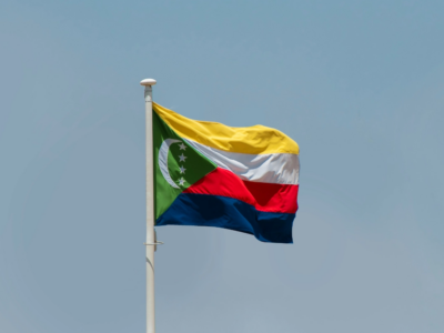 Dépendance économique des Comores envers la France par Aboodi Versakaran sur Unplash | Le Mahorais